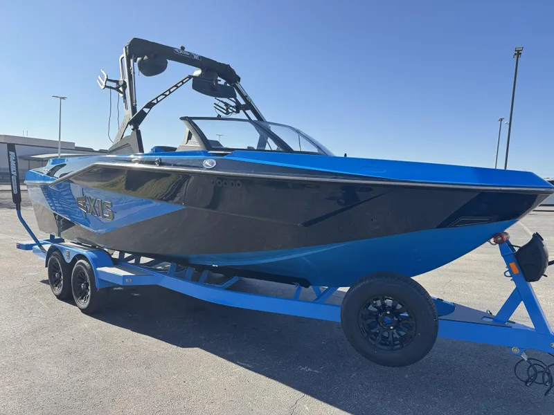 2025 Axis T235