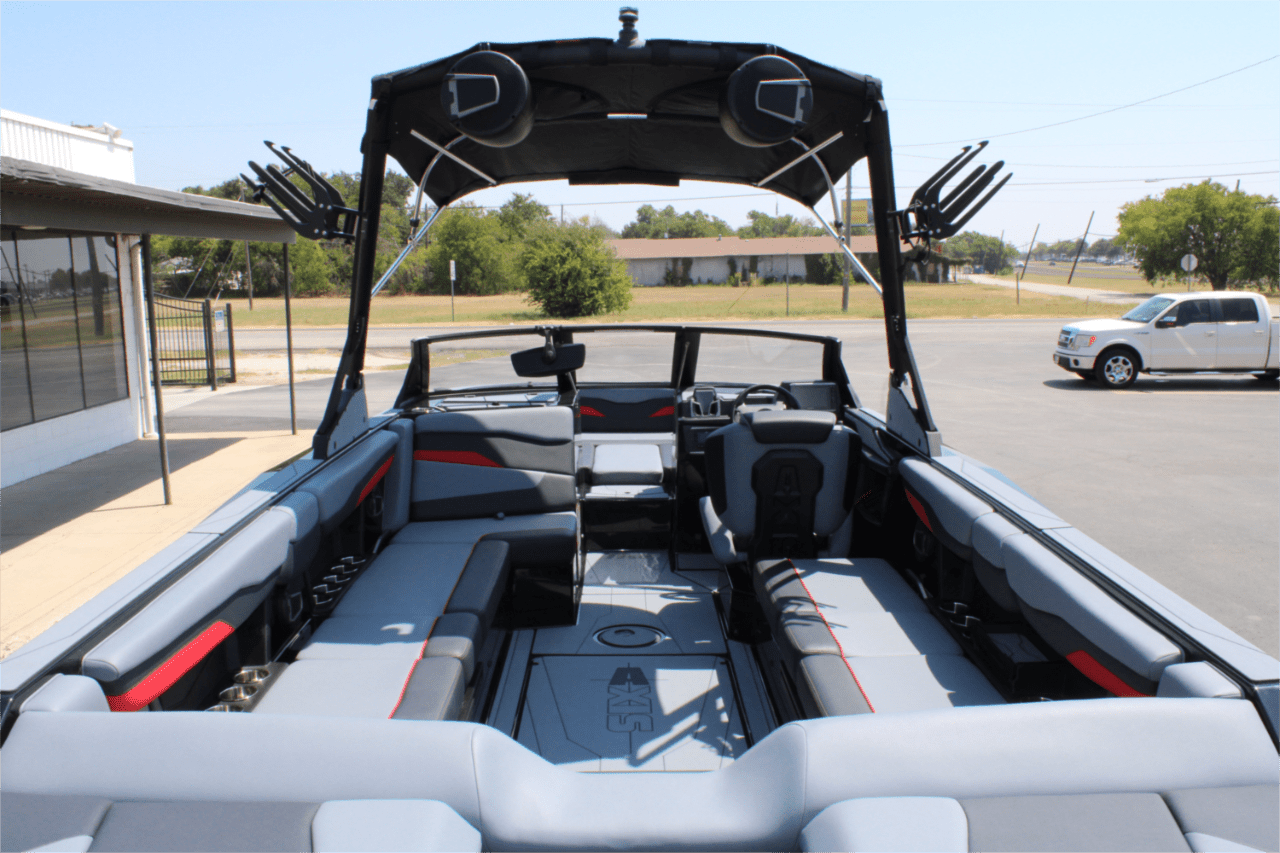 2025 Axis T250