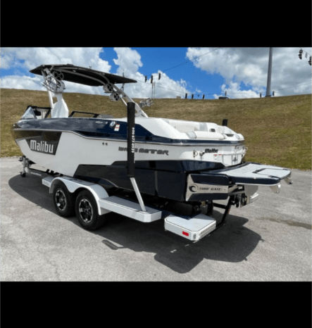 2019 MALIBU WAKESETTER 25 LSV