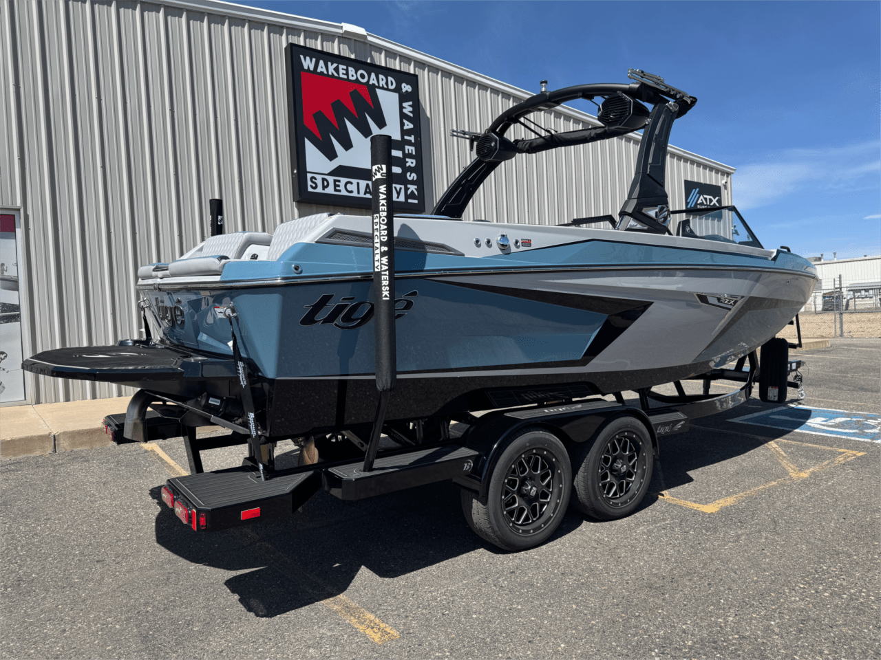 boat.Title