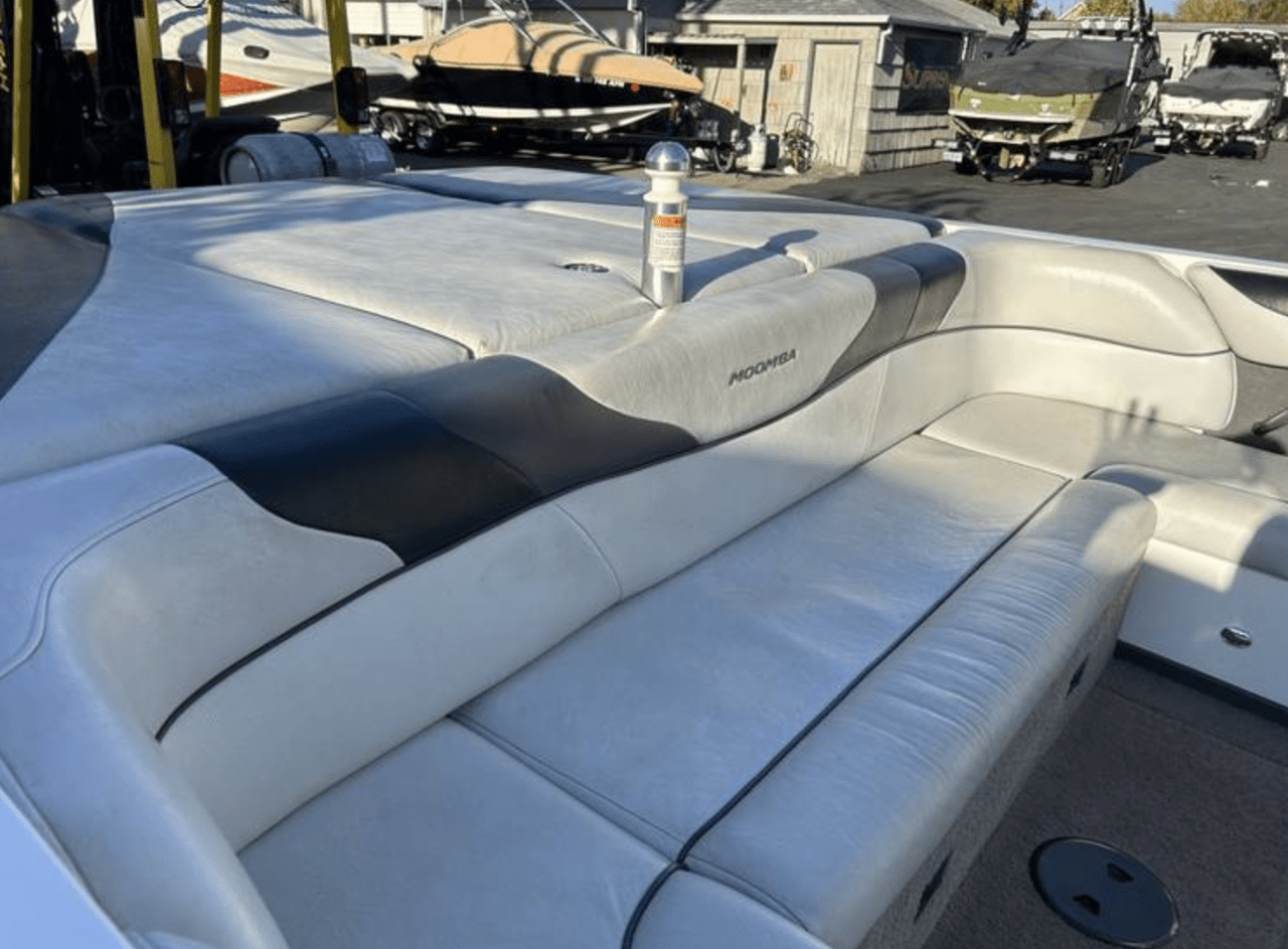 2010 Mooba LSV