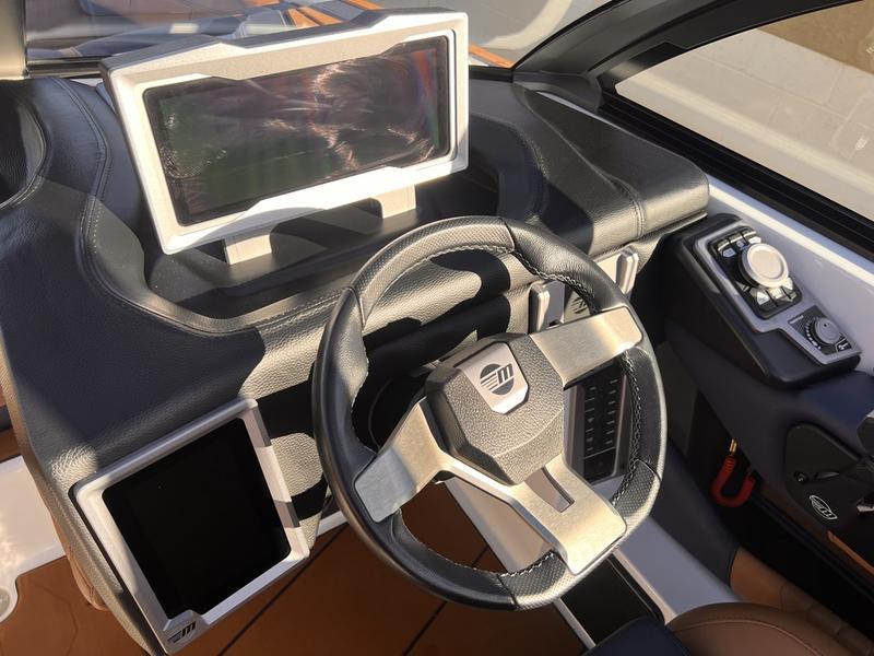 2023 Malibu M220