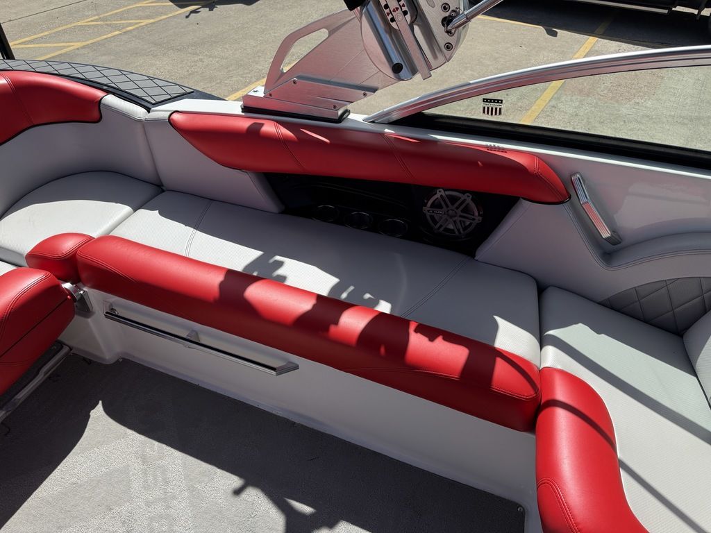 2015 MasterCraft X30