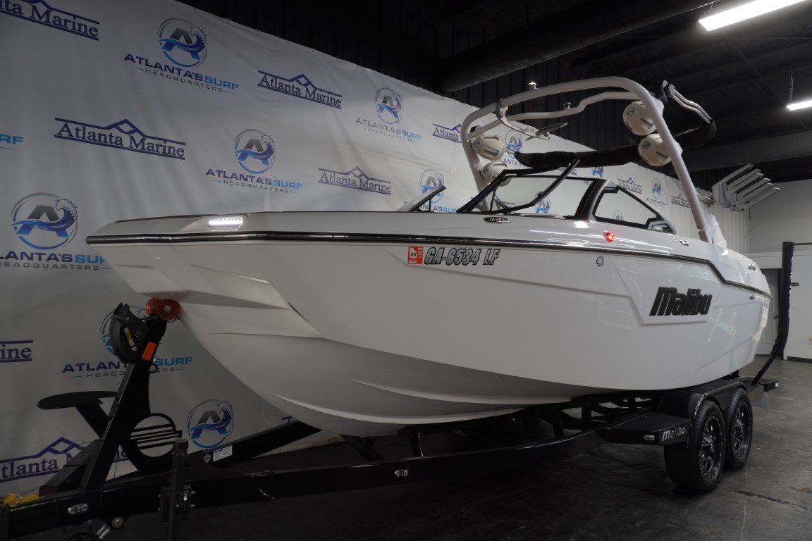 2024 Malibu M220