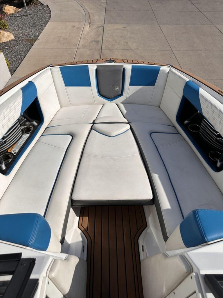 2018 nautique G25