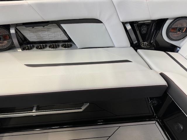 2023 Mastercraft X22