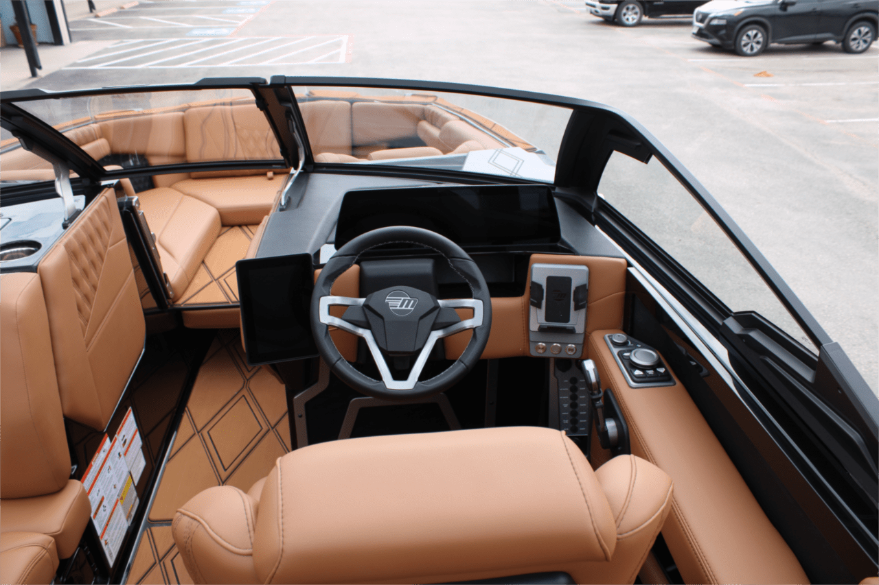 2025 Malibu M230