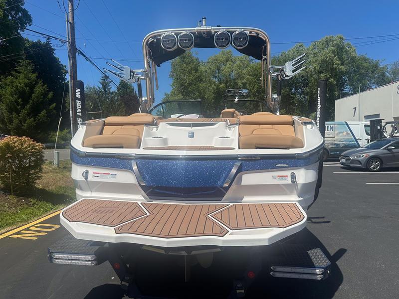 2021 MasterCraft X22