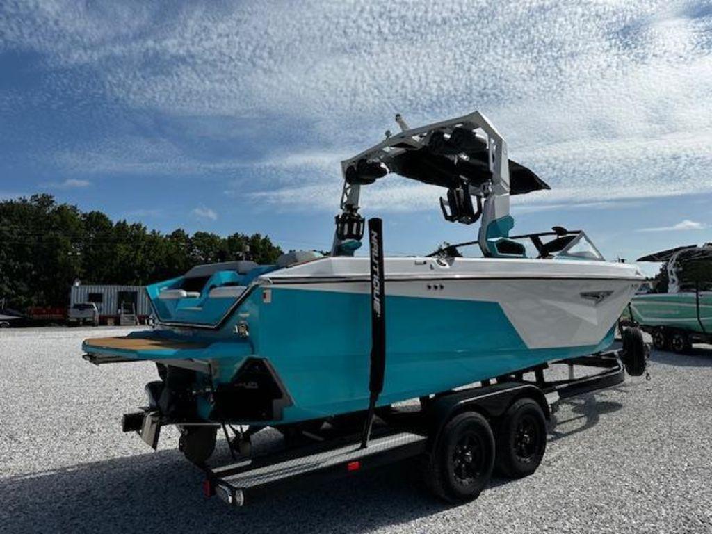 2022 Nautique S23