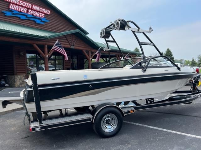2004 Malibu Sunscape 21 LSV – Z2701