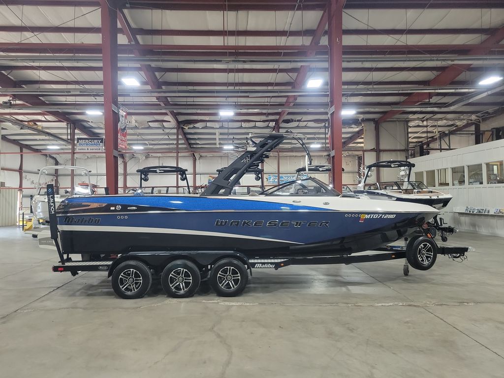 boat.Title