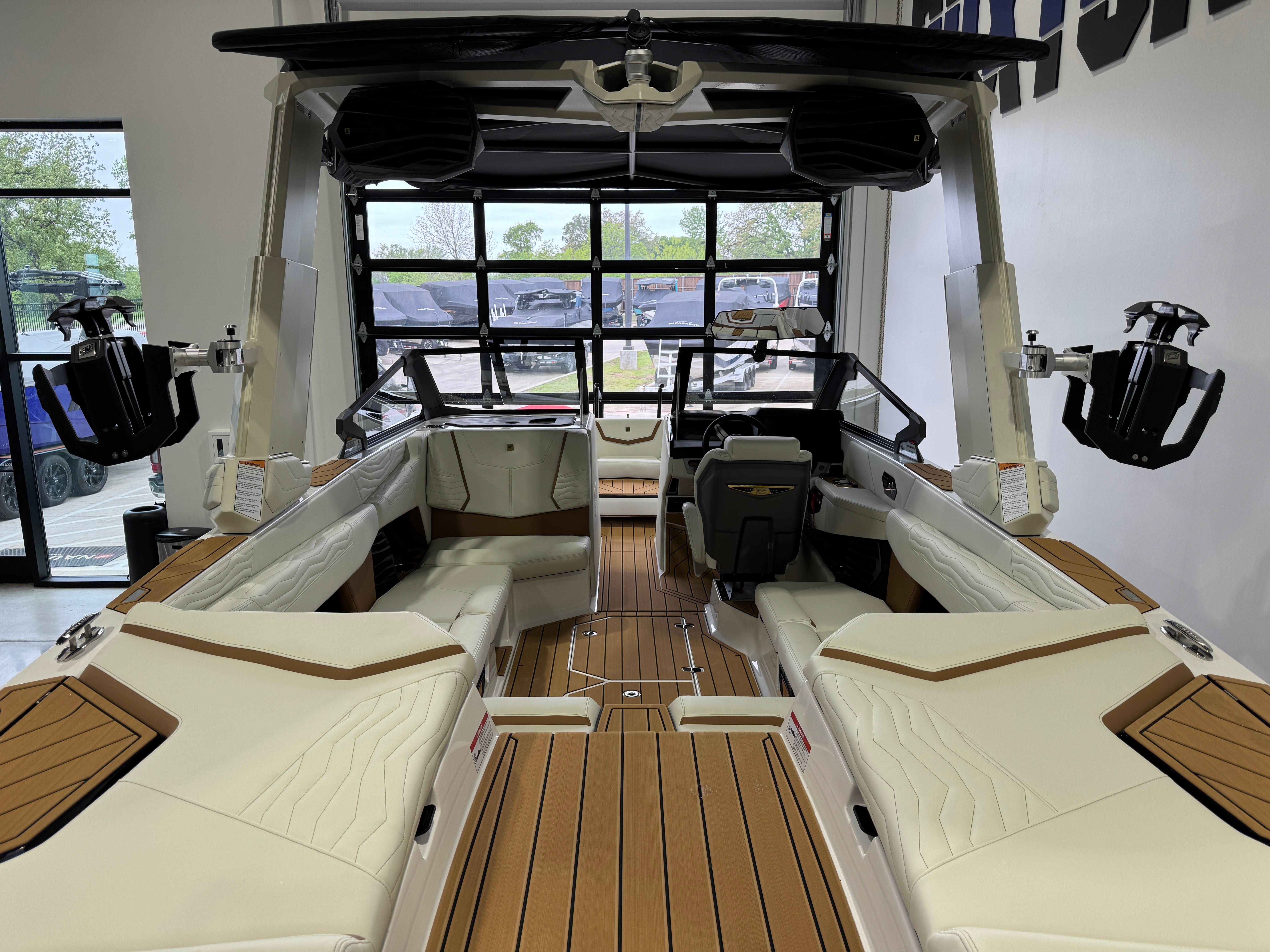 2025 Nautique Super Air Nautique G23
