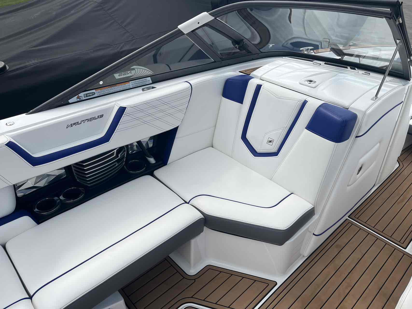 2016 Nautique G25