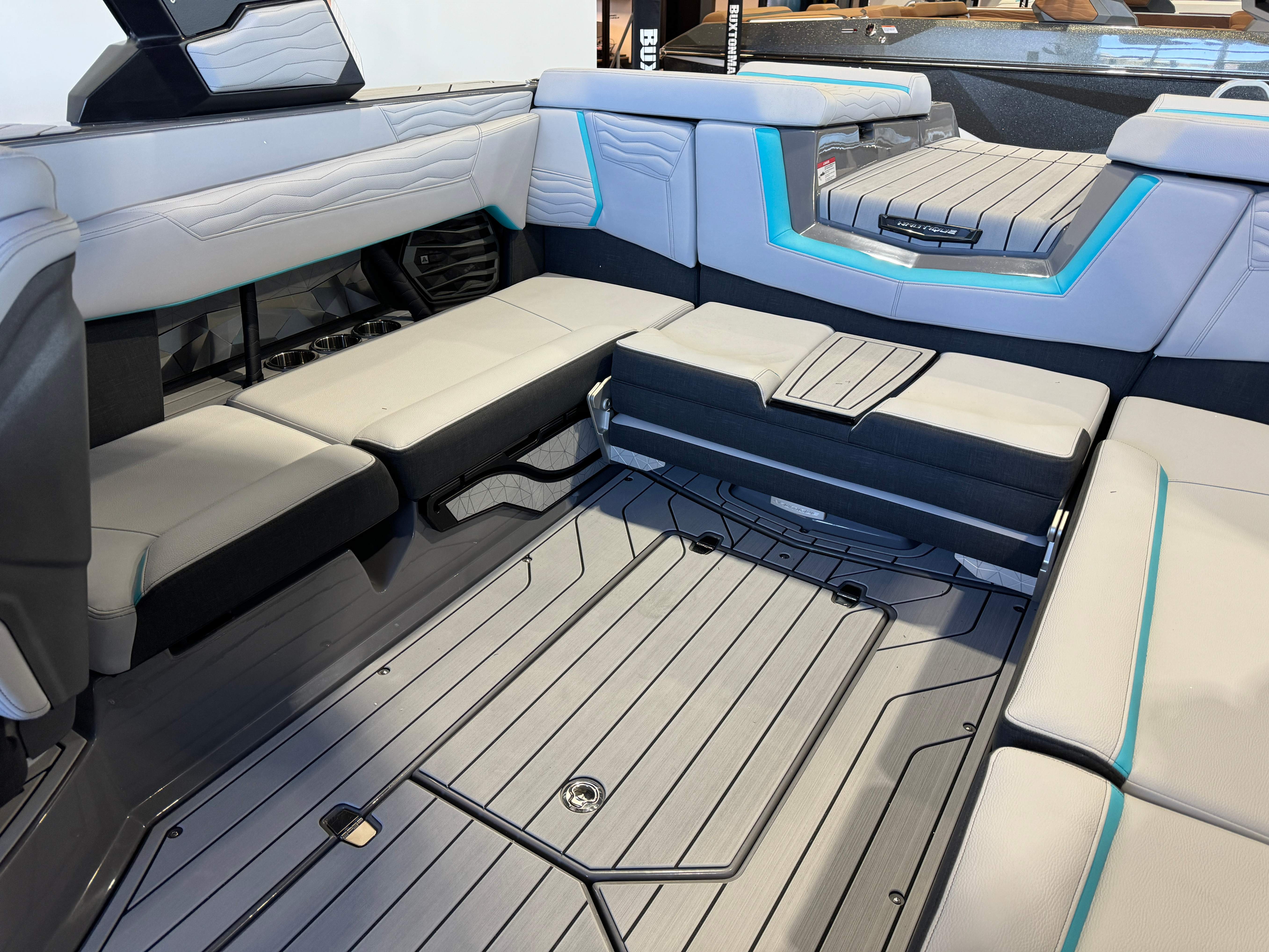 2025 Nautique Super Air Nautique G23