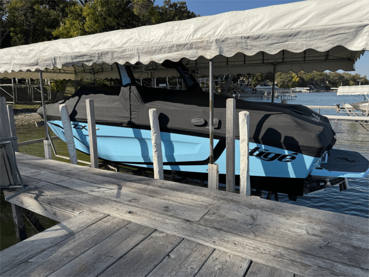 2022 Tige 23zx One Owner $124,999