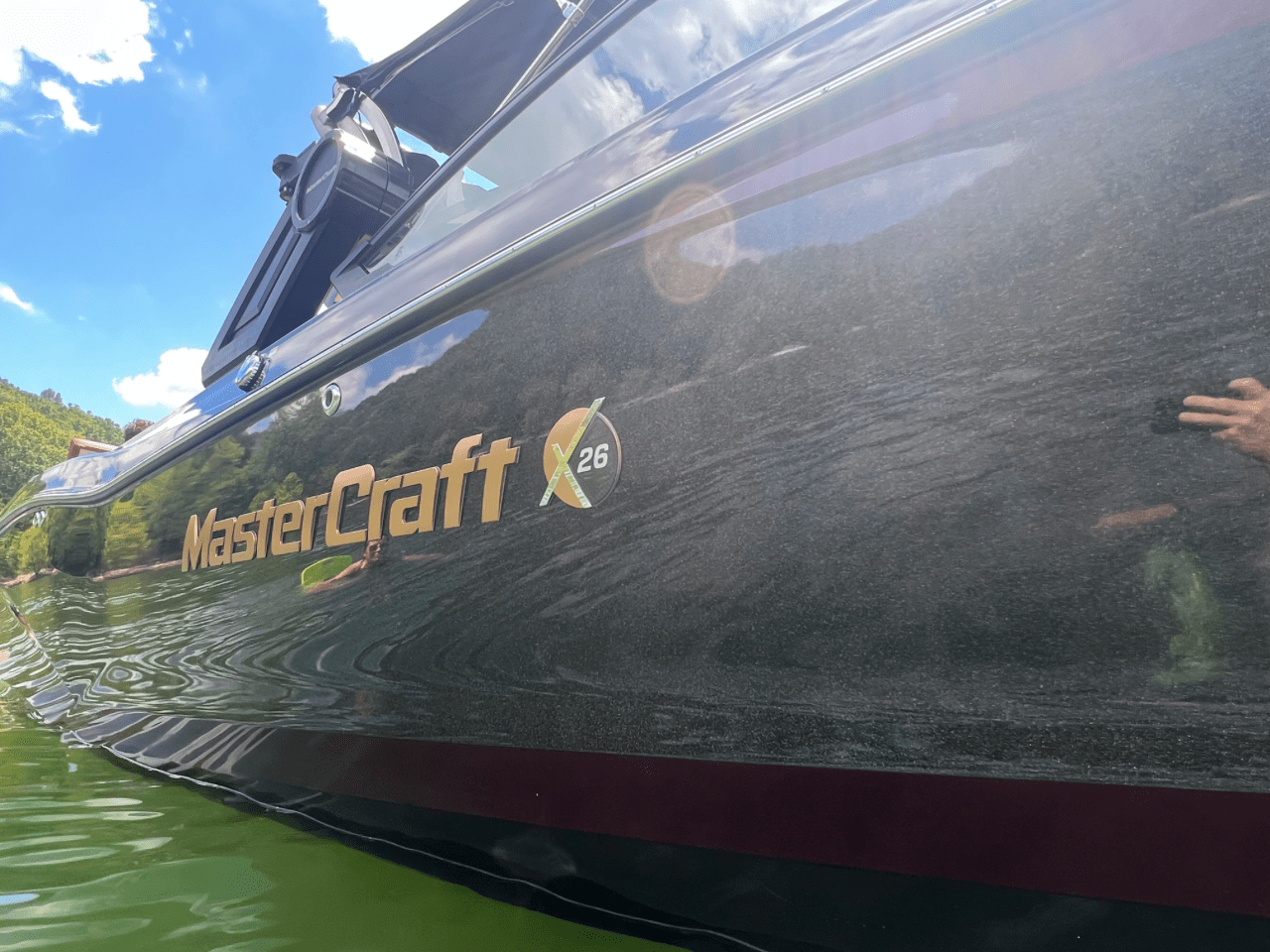 2023 Mastercraft X26 Loaded with only 94 hours