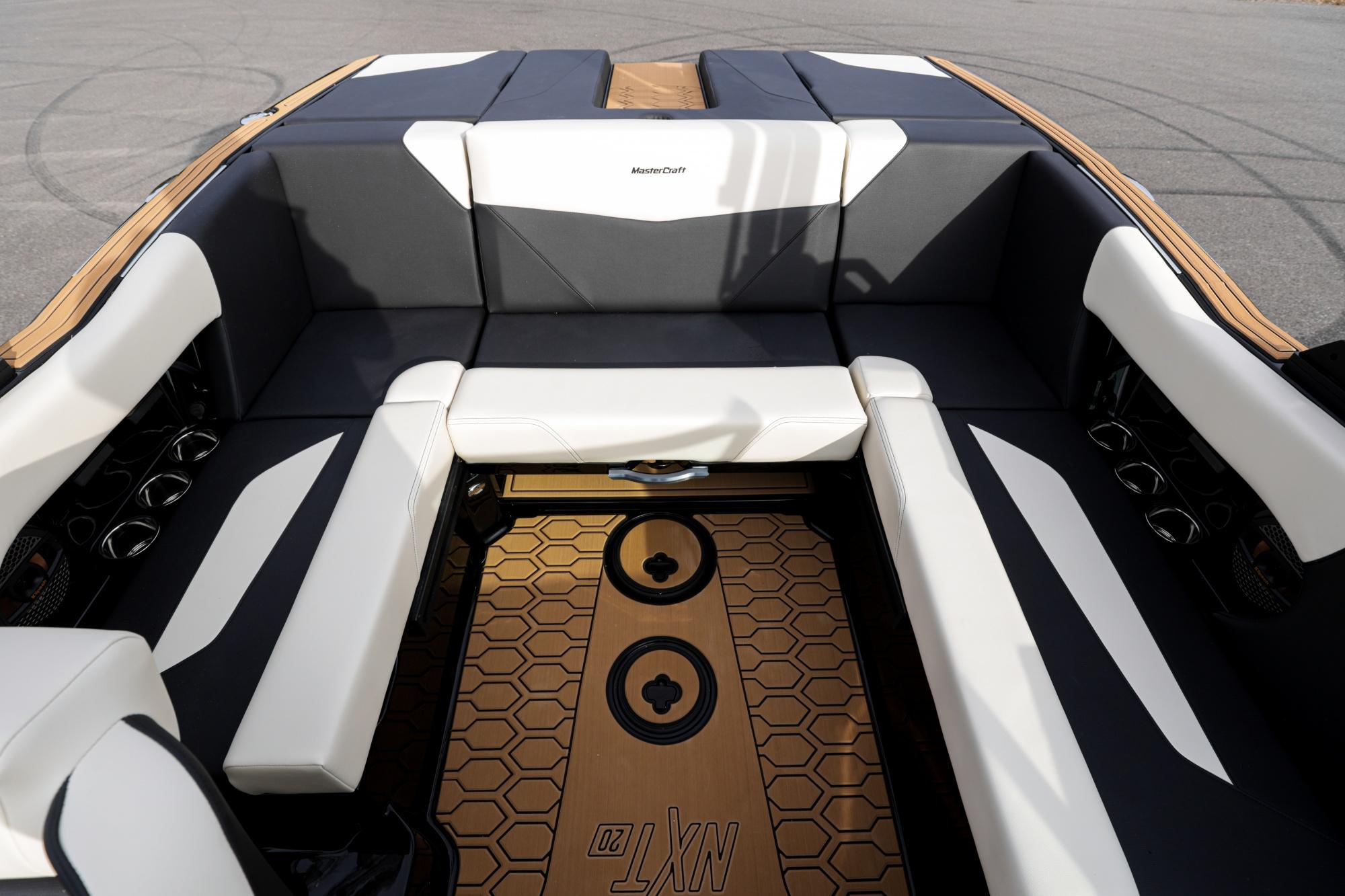 Mastercraft NXT 20