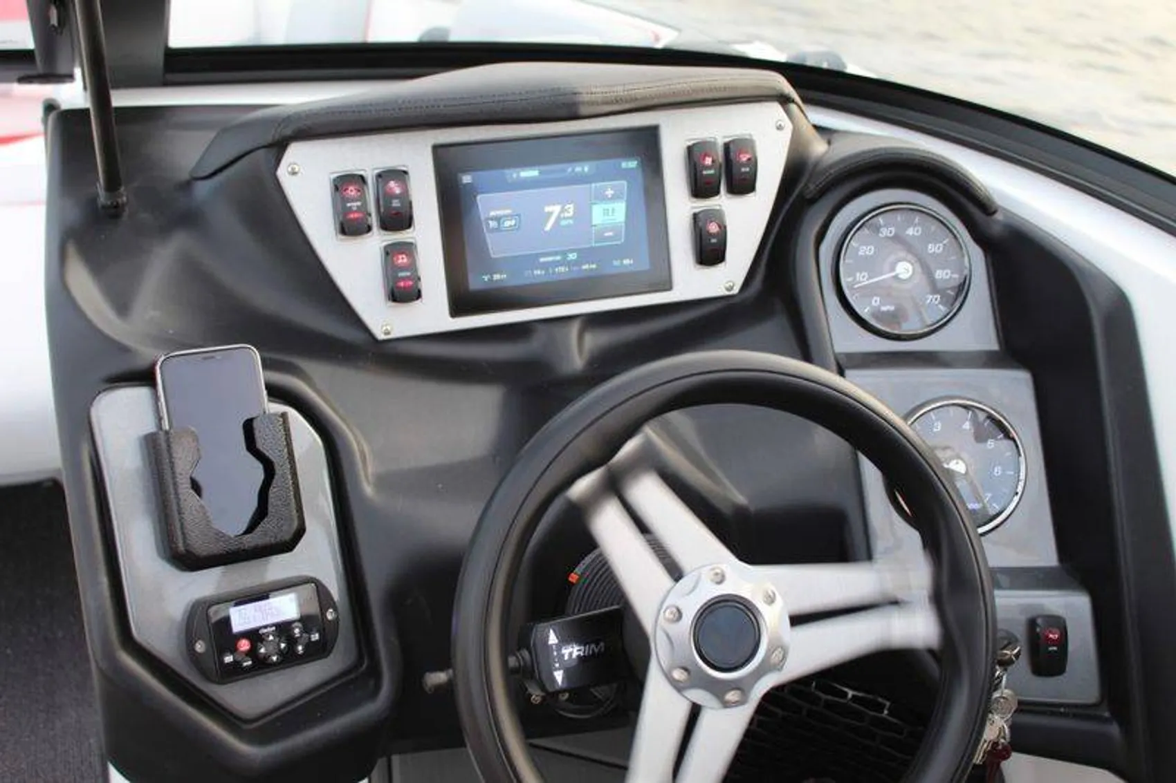 2020 Supreme ZS212