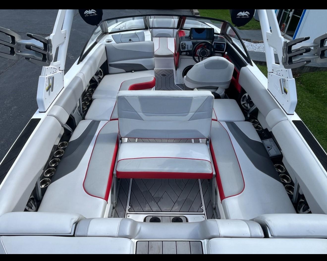 2018 Malibu Wakesetter 24MXZ – LOADED