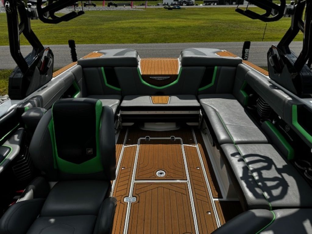 2017 Nautique G23