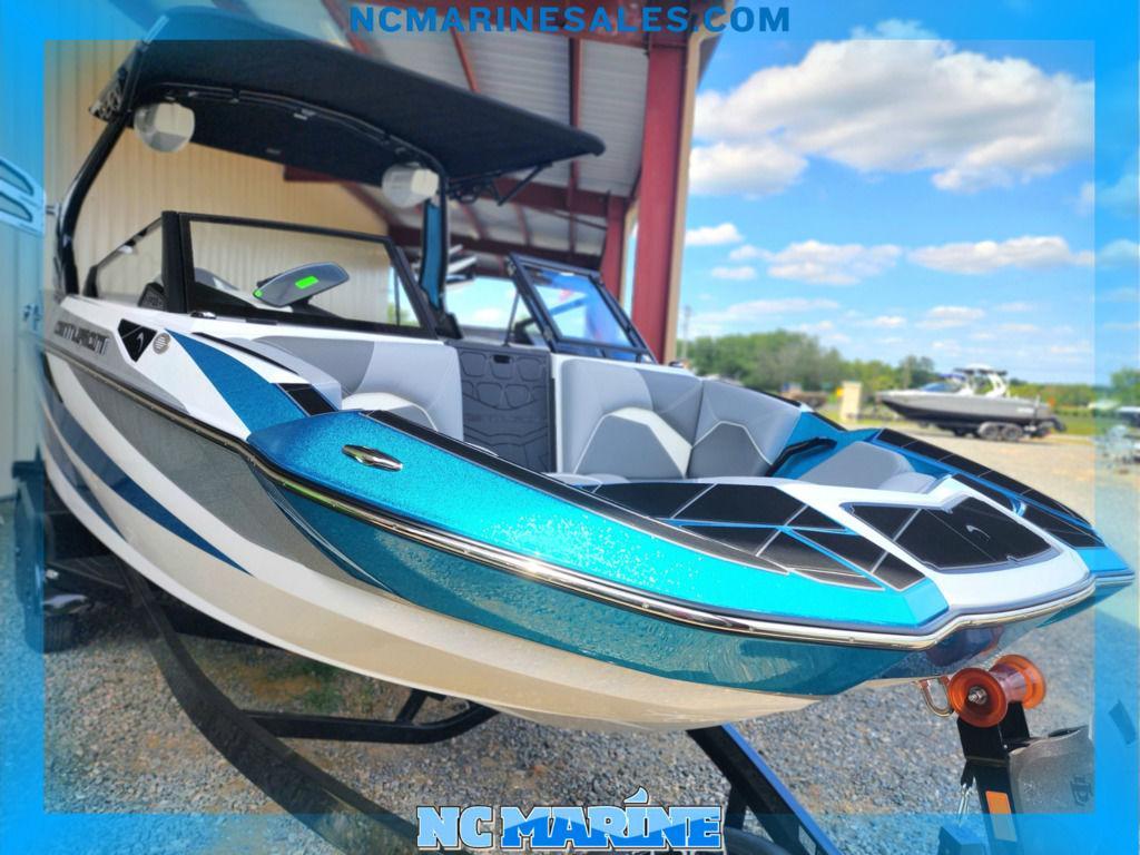 boat.Title
