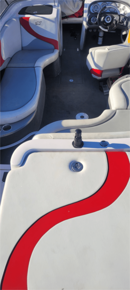 2004 NAUTIQUE SUPER AIR 226