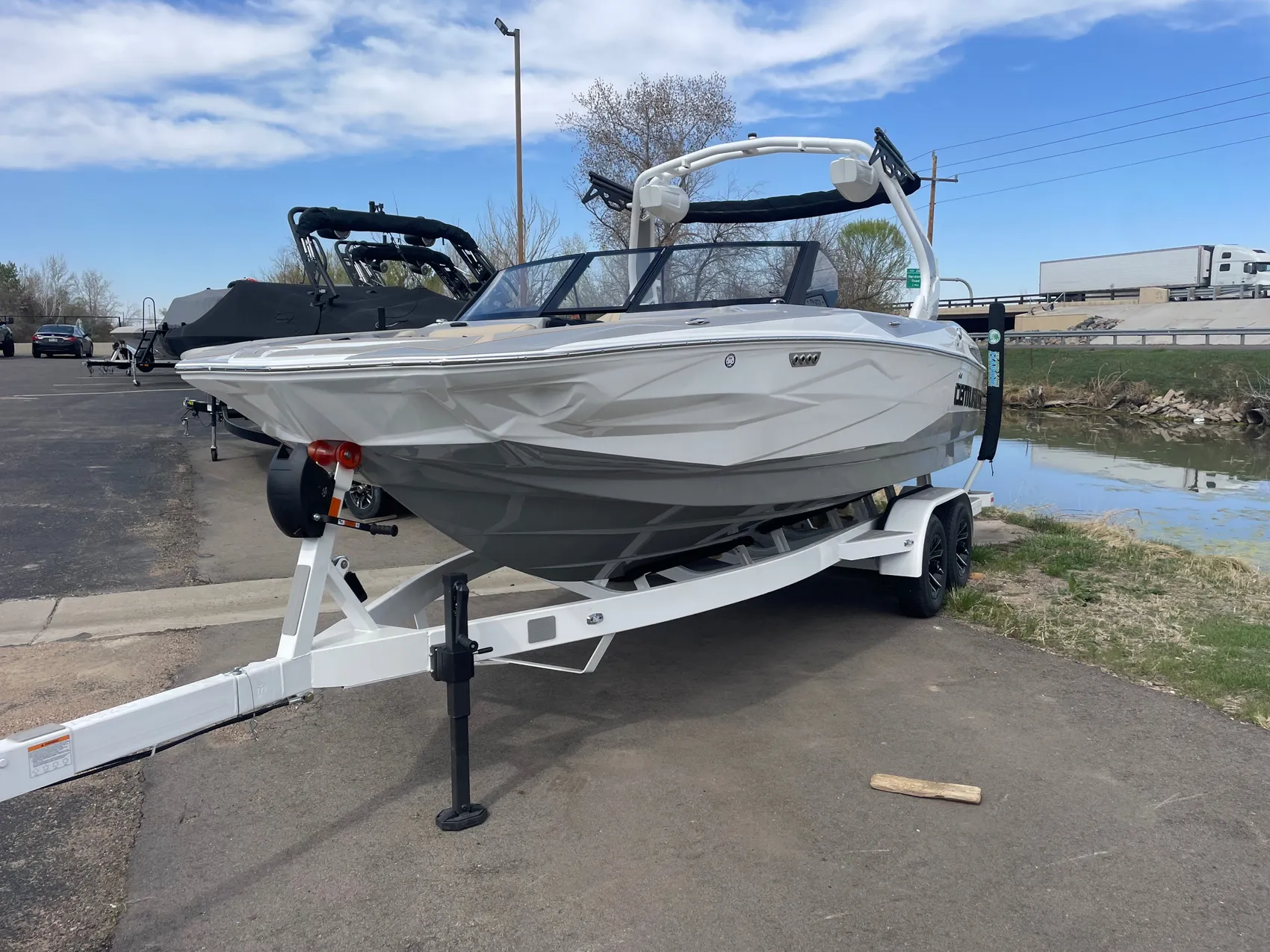 2025 Centurion Nv213