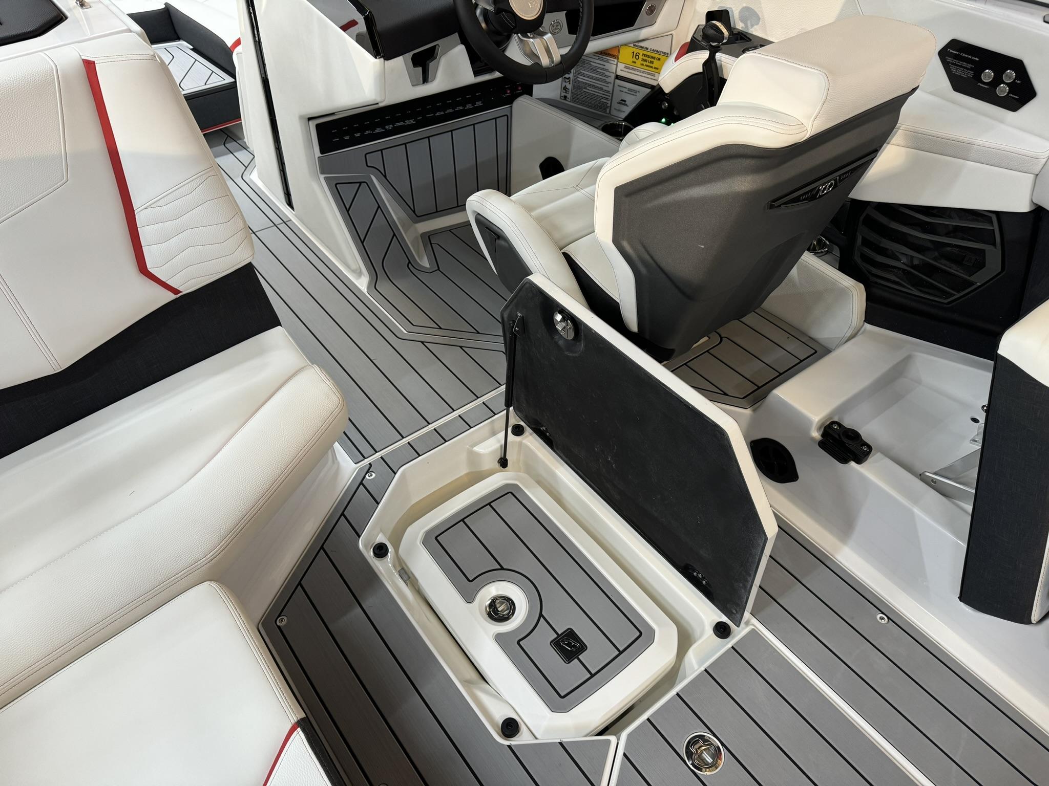 2025 Nautique G23 Icon