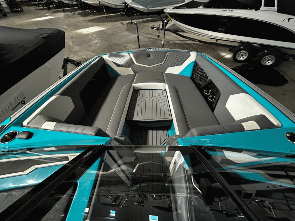 2024 Nautique G25