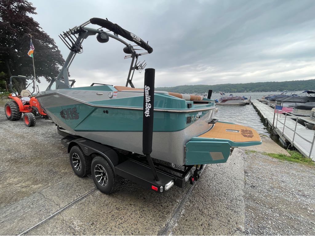 2024 Axis Wake Research T220