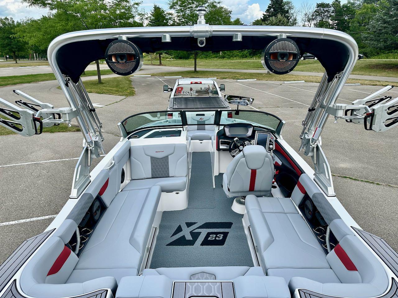 2023 Mastercraft XT23 | Full Warranty