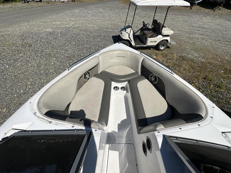 2008 Moomba Outback V