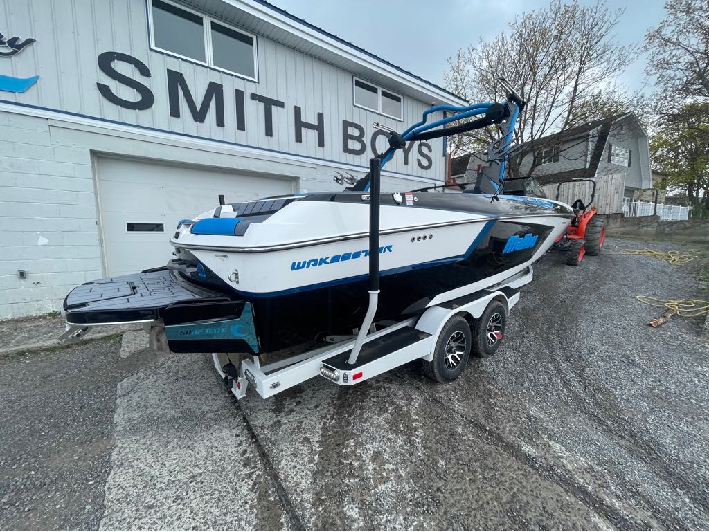 2023 Malibu Boats 24MXZ