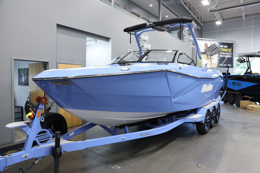 2024 Malibu 26 LSV