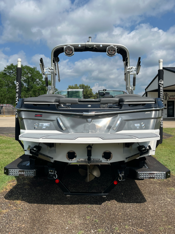 2020 Mastercraft XT23