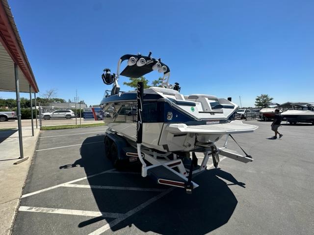 2021 Nautique G23