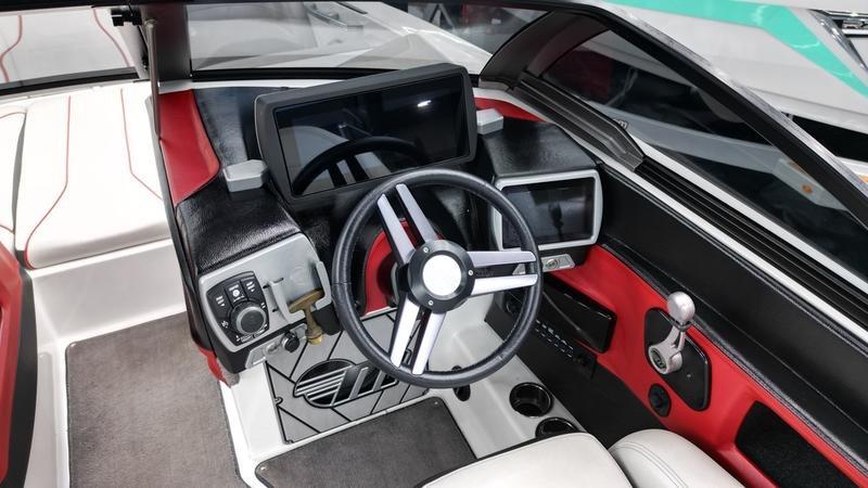 2018 Malibu Wakesetter 24 MXZ