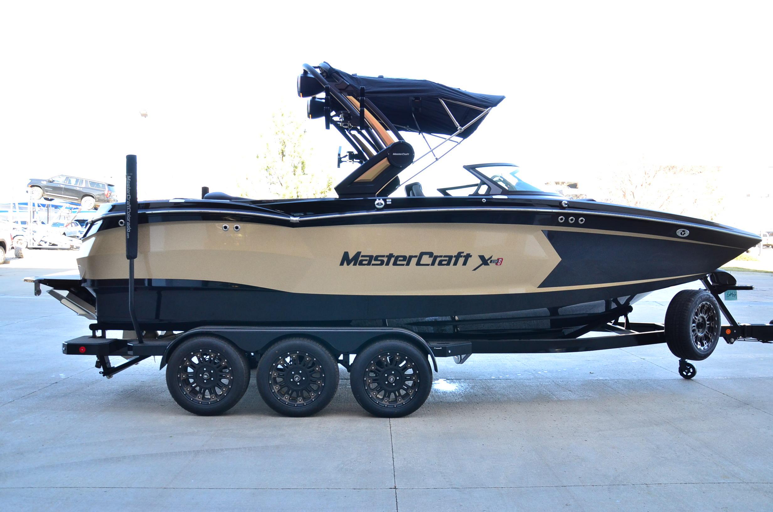 2024 MasterCraft XstarS – Ilmor 6.2 SuperCharged, LOADED! 2024 Model Year End Clearance!