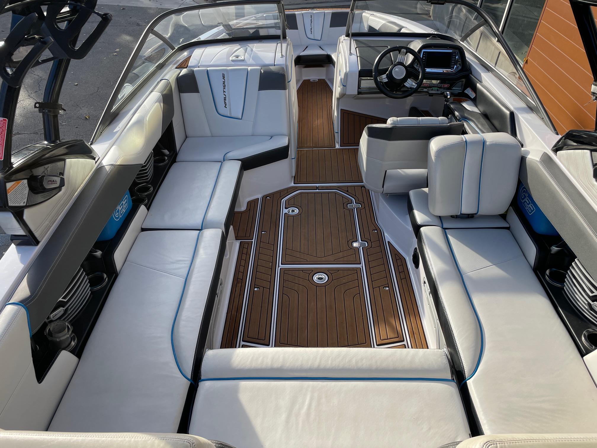 2015 NAUTIQUE G23 W/XR7 550HP SUPERCHARGED POWER PLANT