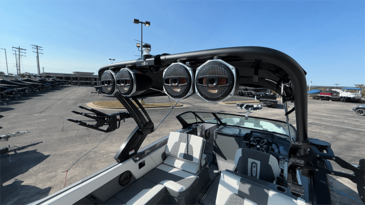 2025 MasterCraft X26