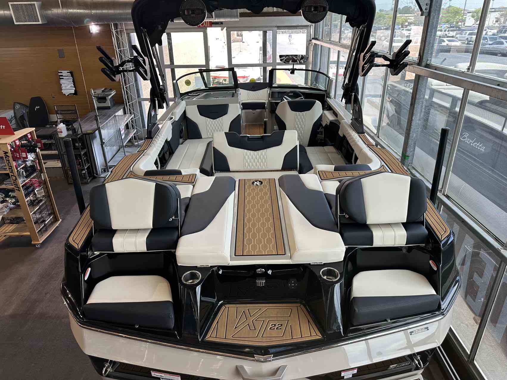 2025 MasterCraft XT22