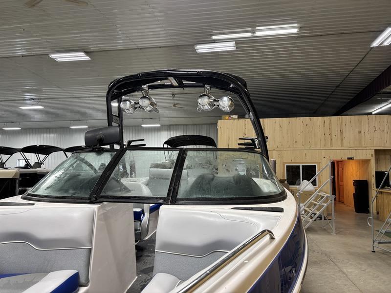 boat.Title