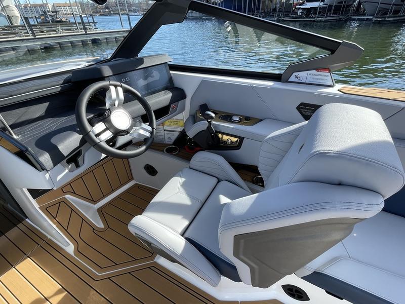 2025 Nautique G25
