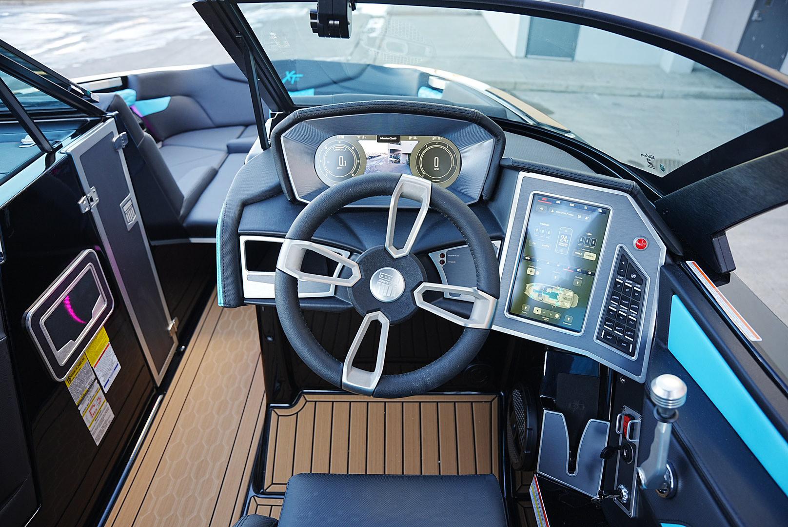 2024 MasterCraft XT22 &#8211; DEMO DISCOUNT! Fully Loaded!
