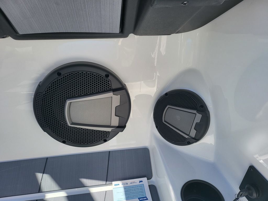 2025 Axis Wake Research T220 Icon
