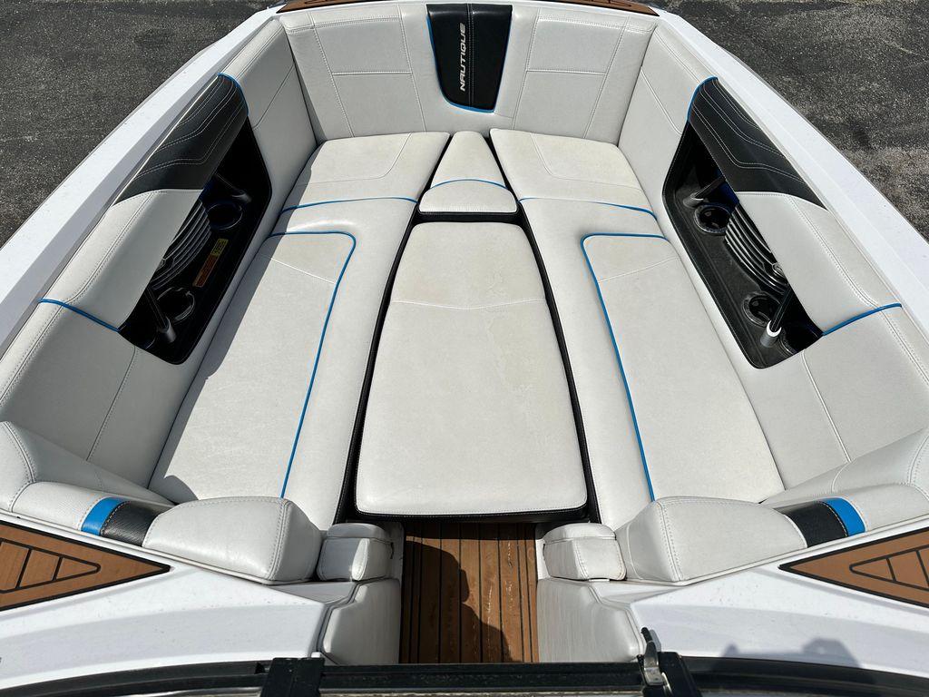 2014 Nautique G25