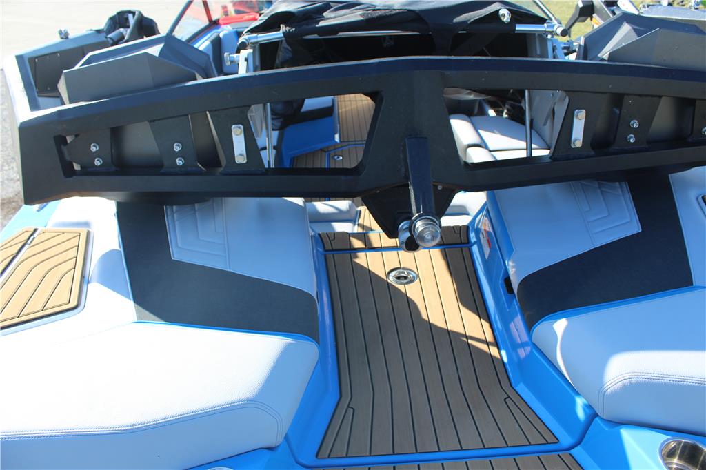 2023 Nautique G23