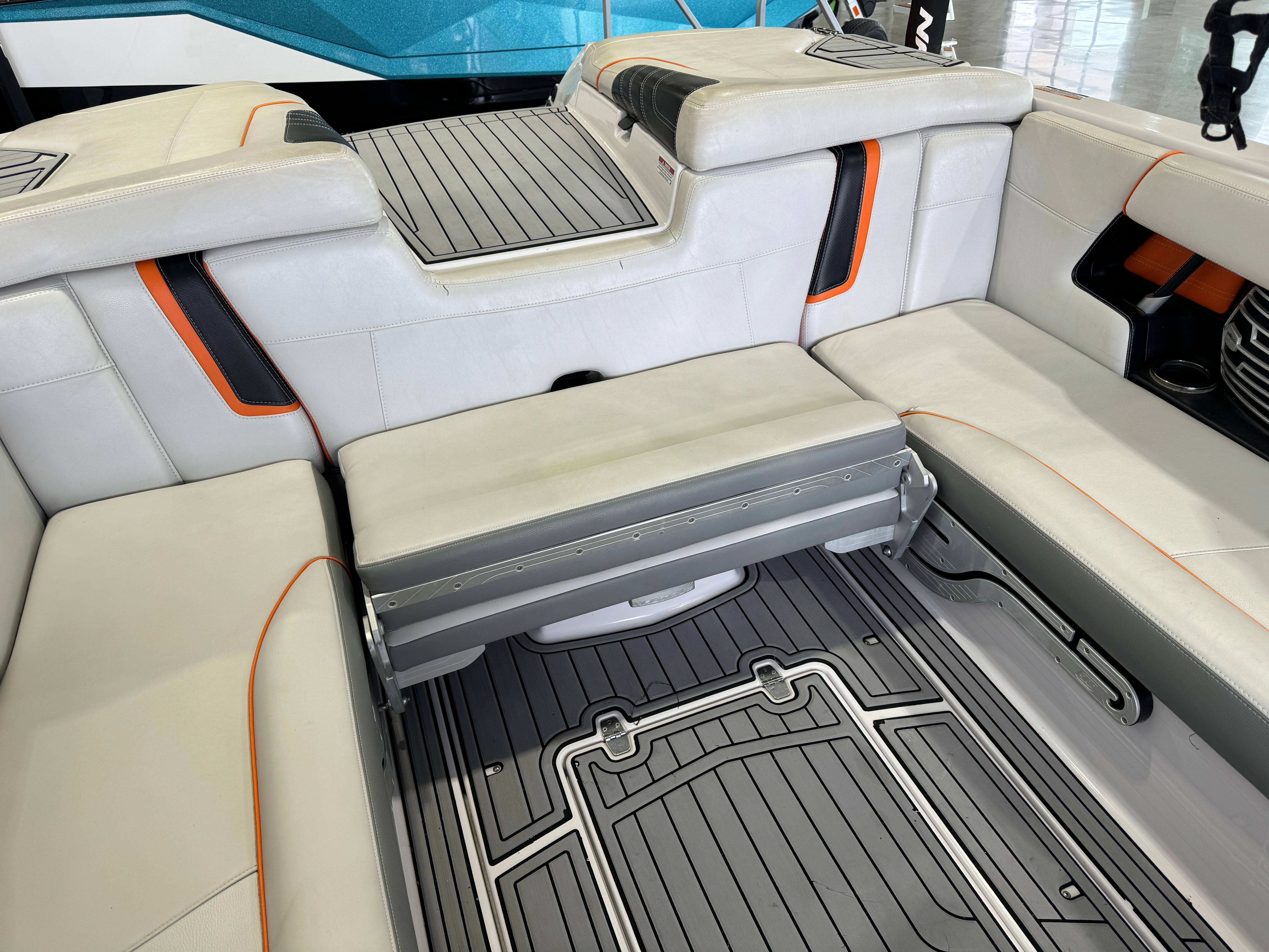 2014 Nautique Super Air Nautique G23