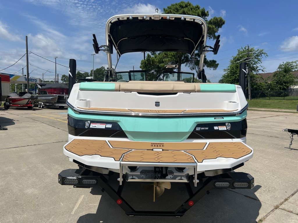 2023 MasterCraft NXT22