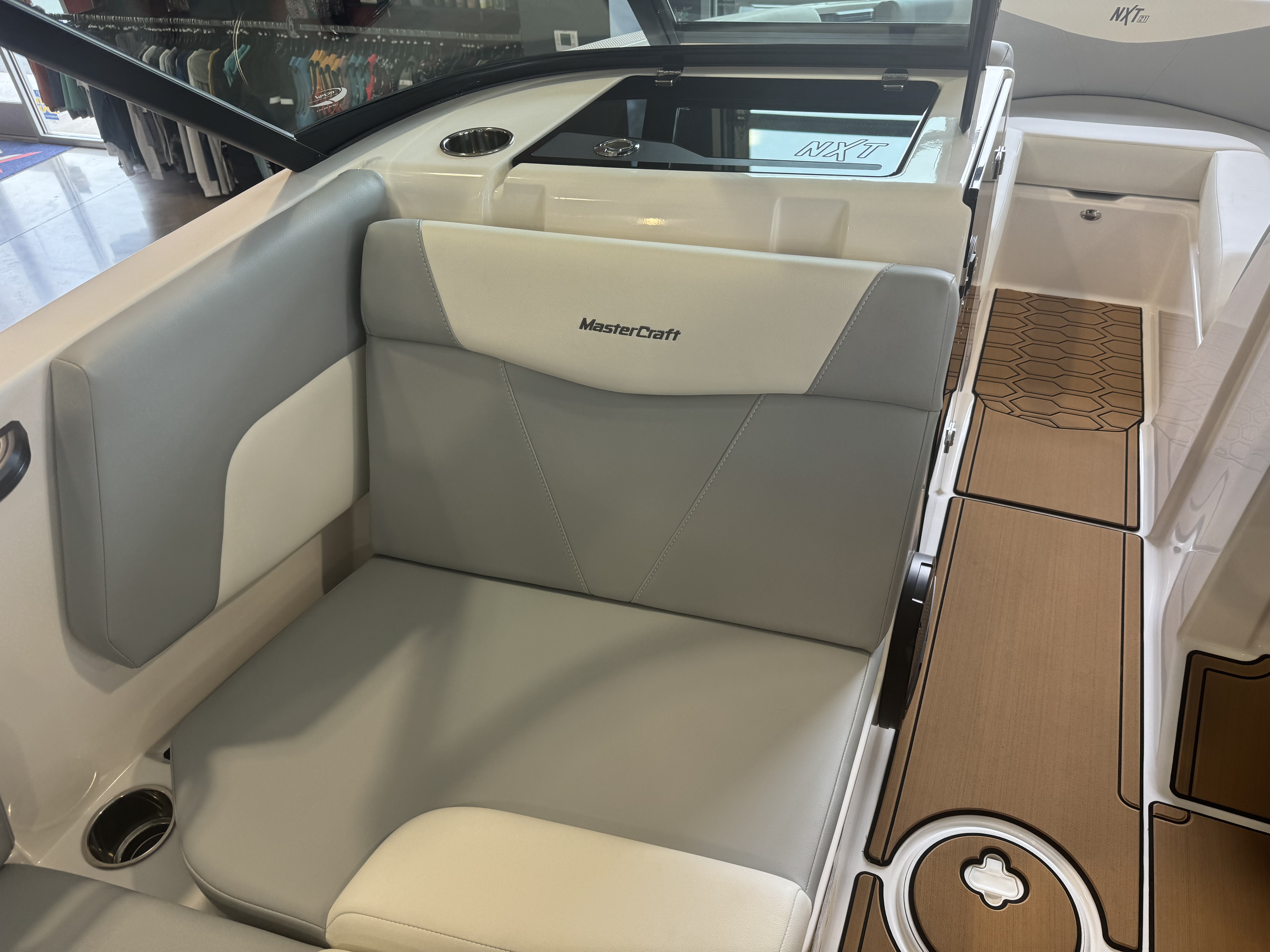 2025 MasterCraft NXT21